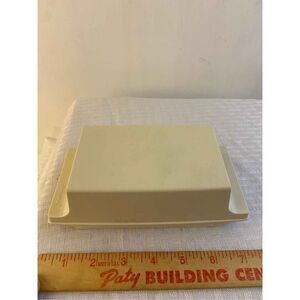 Tupperware butter‎ tub 7x3.5” container
